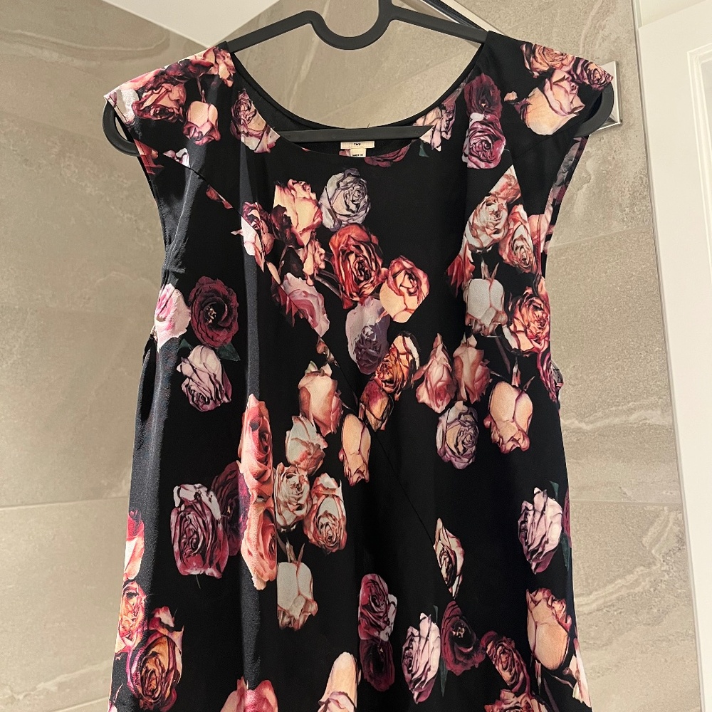 Wilfred Silk Graphic Floral Dress